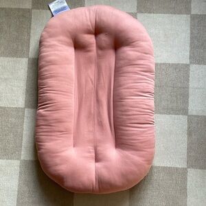 Snuggle me baby lounger